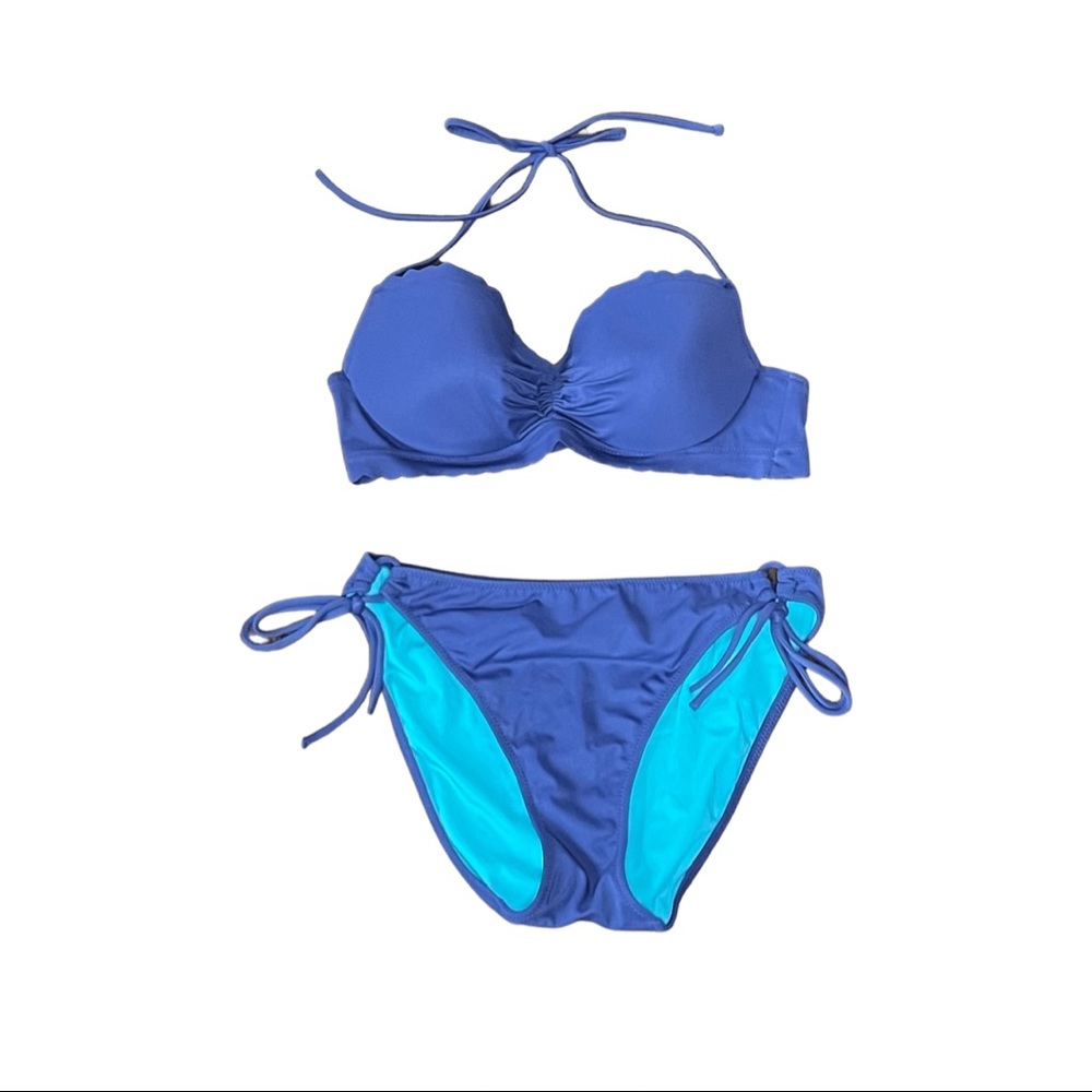 Sexy Victoria’s Secret bikini